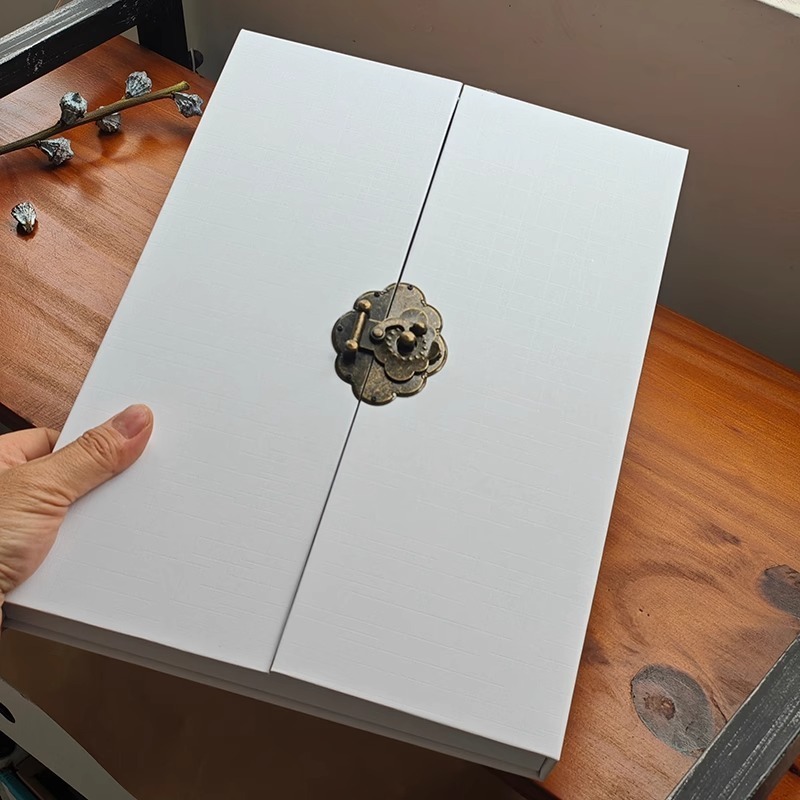 Ring Binder Box - With Lock Jewelry Box Minimalist Creative