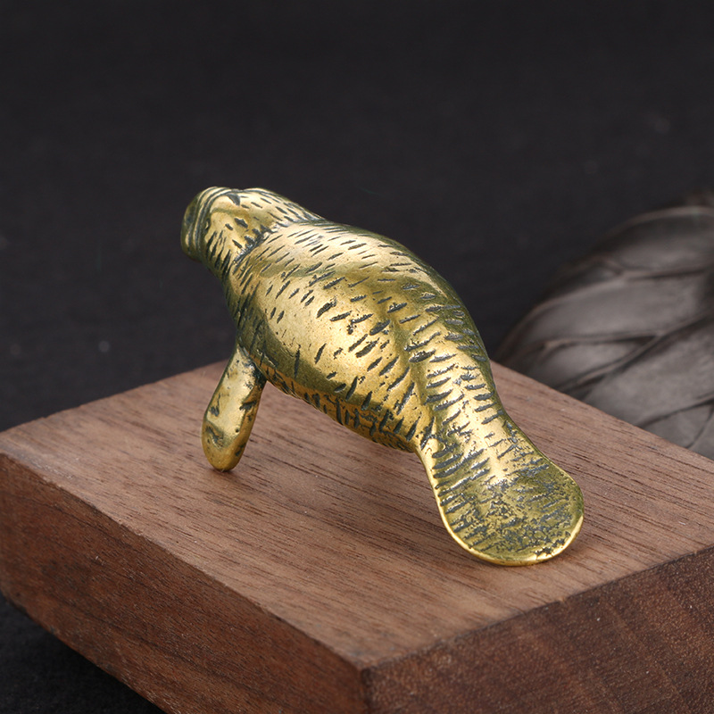 Brass Florida Manatee Decorati - огляд і ціна Desk Setup Retro