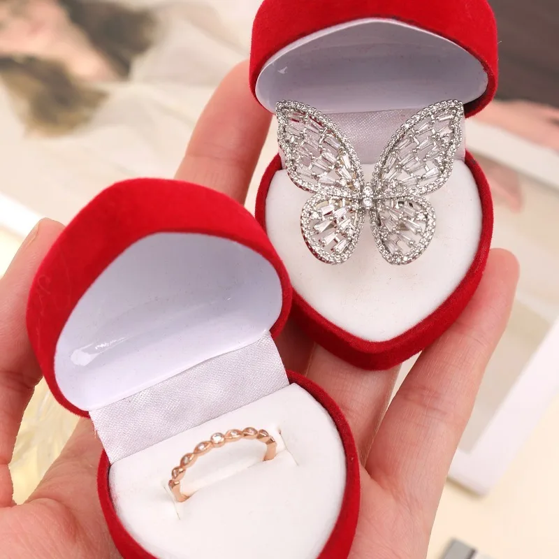 Red Flocking Heart Shape Ring  - огляд і ціна Ring Binder Box
