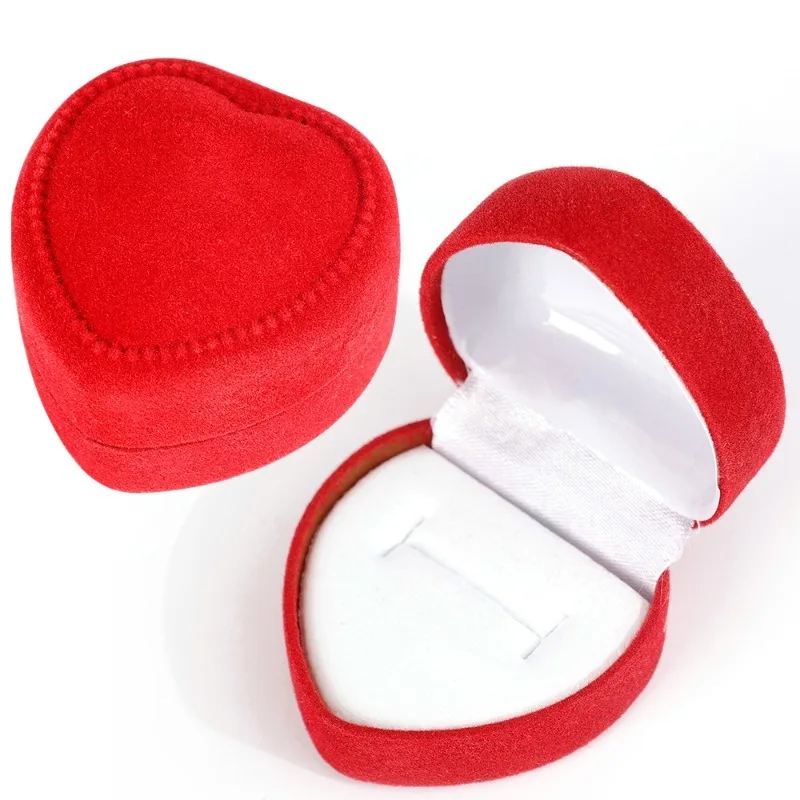 Red Flocking Heart Shape Ring  - огляд і ціна Ring Binder Box